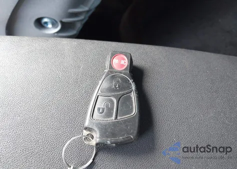 2005 Mercedes-Benz Slk 350 from USA, damaged, VIN WDBWK56F95F036480